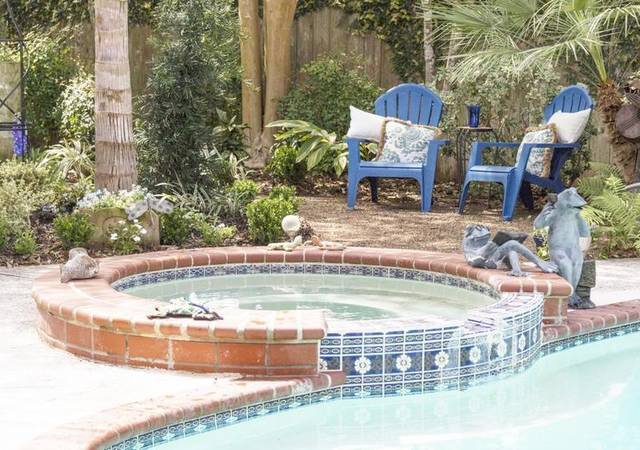 The Charkalis Garden