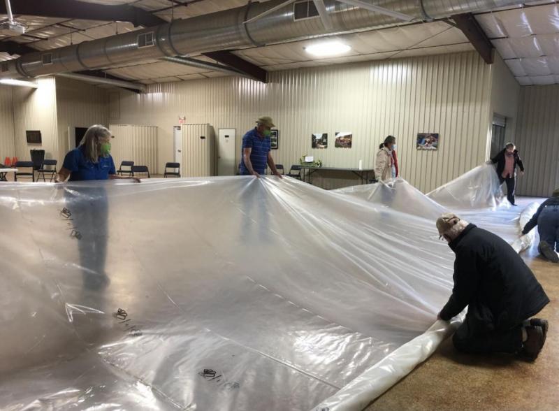 Repairs to the cover of the greenhouse